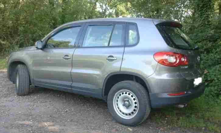 VW Tiguan 1,4L TSI 150 PS Trend&Fun 4motion TÜV u.AU 3/2016 3 Tage