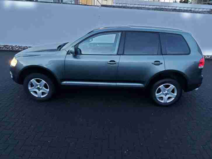 VW Touareg 2.5 R5 TDI Diesel 174 PS