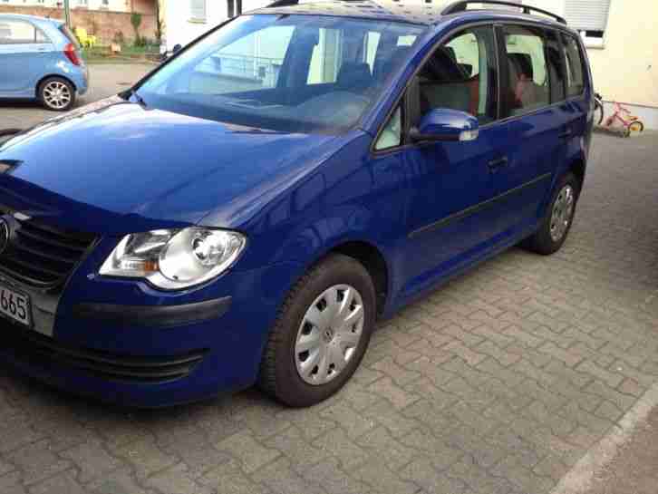 VW Touran 1,9 TDI 105PS Bj 11.2007 KM 137.000 Tüv/Au 08.2016 Scheckheft gepflegt