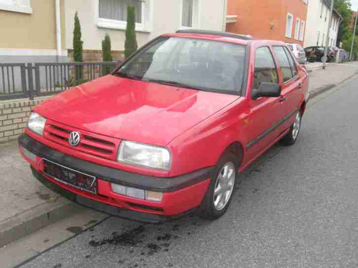 VW Vento 1.Hand 60 tkm - wie NEU