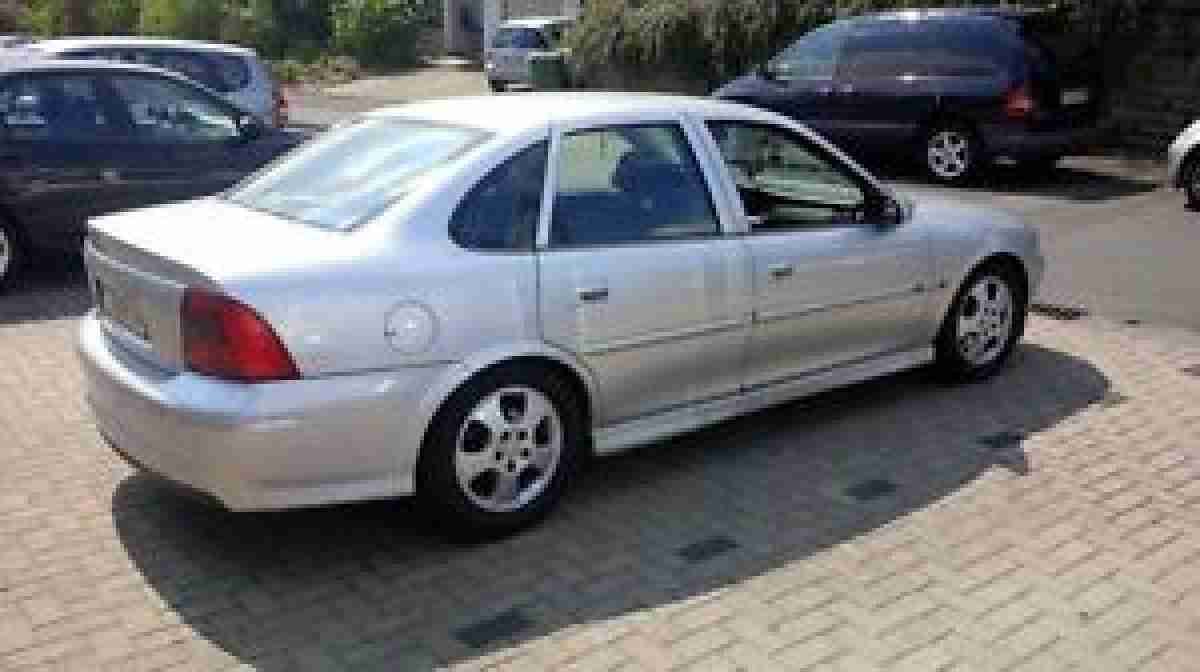 Vectra B Unfallwagen 2L-16V Bj.1999 Edition 2000, 80.700KM