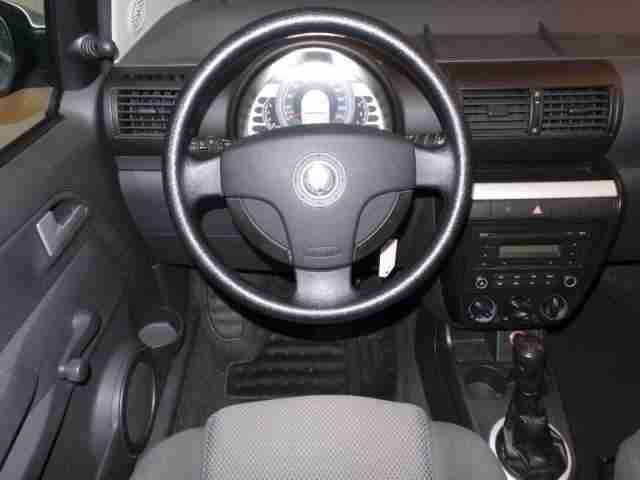 Volkswagen Fox 1.2 Klimaautomatik Radio-CD Servo