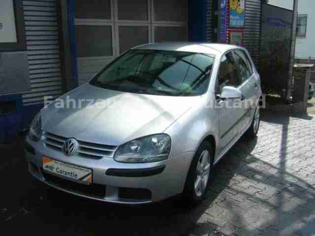 Volkswagen Golf 1.6 FSI Com ALU KD BREM TÜV NEU TOP TOP