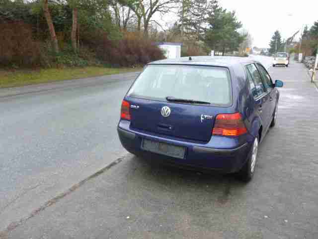 Volkswagen Golf 1.9 TDI Special 5Türen