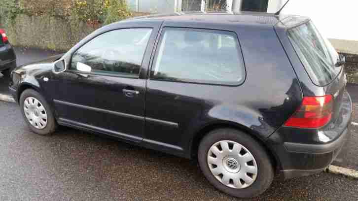 Volkswagen Golf 4 Edition 1.6l 16V Benzin Klima kein TÜV ca. 160 TKM BJ 2000