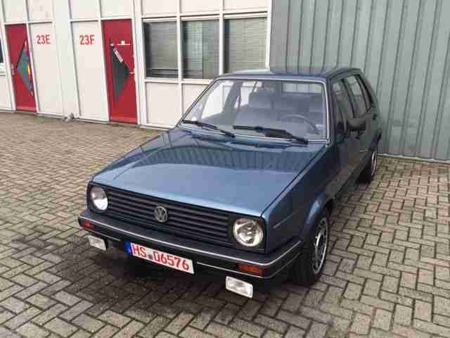 Volkswagen Golf Carat 1eLack/unfallfrei/Scheckheft/66.0