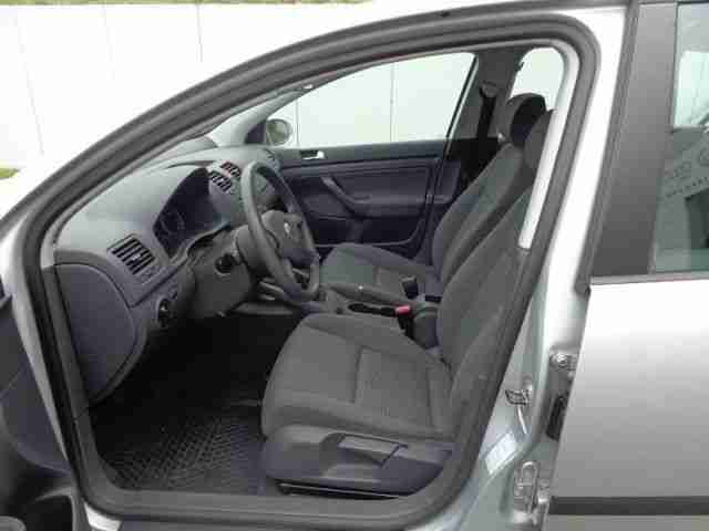 Volkswagen Golf Trendline 1.6