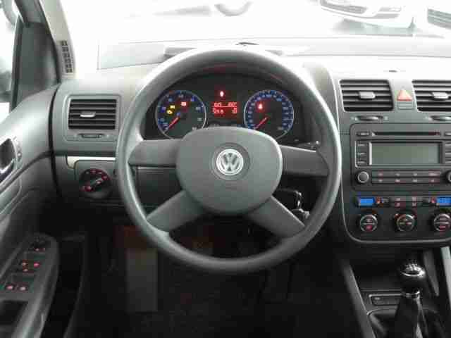 Volkswagen Golf V 1.6 Comfortline RADIO CD, KLIMA