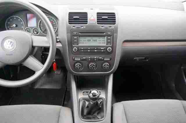 Volkswagen Golf V 1.6 FSI Comfortline AAC Xenon PDC Sit