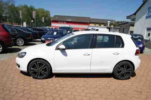 Volkswagen Golf VI 1.6 Lim. Trendline KLIMA / ALU / AHK