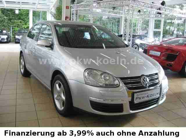 Volkswagen Jetta 1.6 Automatik *KLiMAAUT*ALU*SEHR GEPFL