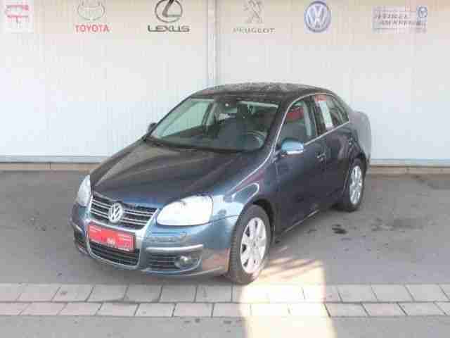 Volkswagen Jetta 2.0 FSI Comfortline Automatik