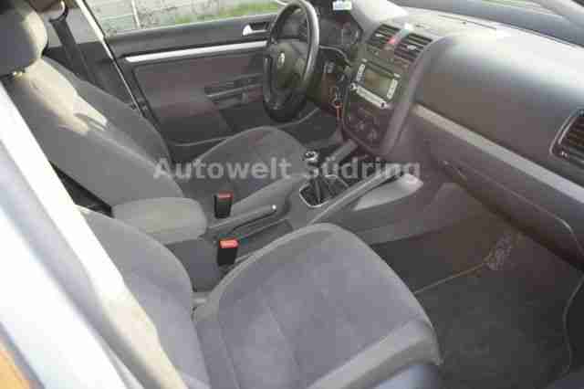 Volkswagen Jetta 2.0 TDI DPF Comfortline / 19 " Alufelg