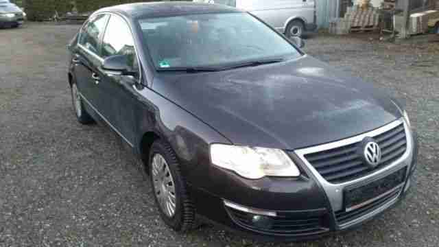 Passat 1.6 FSI Comfortline
