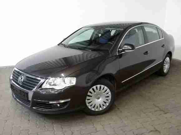 Volkswagen Passat 2.0 FSI Comfortline 2 Hand Scheckheft