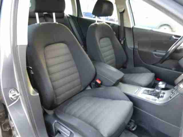 Volkswagen Passat 2.0 TDI DPF DSG,Bi-Xenon,Navi,PDC