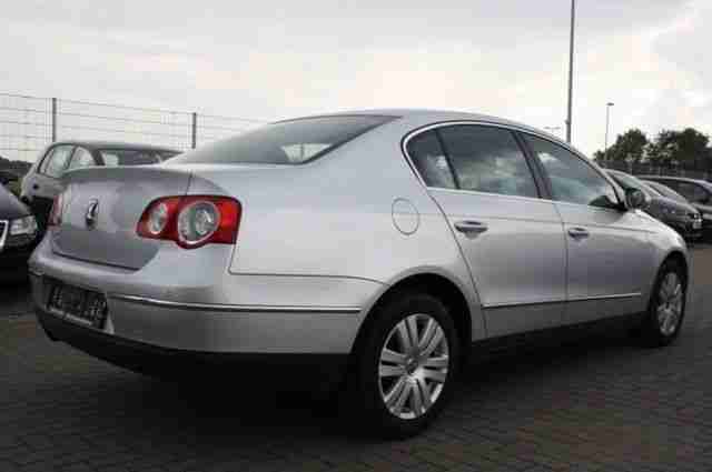 Volkswagen Passat 2.0 TDI DSG Highline Bi-Xenon/Alu/PDC