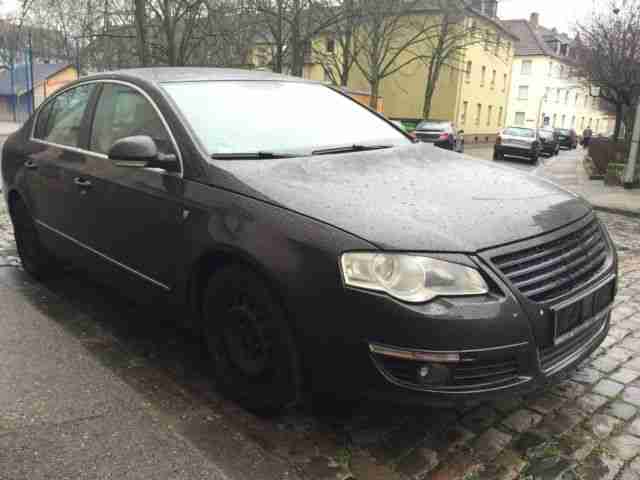 Volkswagen Passat 2.0 TDI Limousine Highline Navi Leder