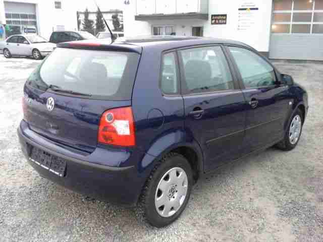 Volkswagen Polo 1.2 // 1. Hand (1931)