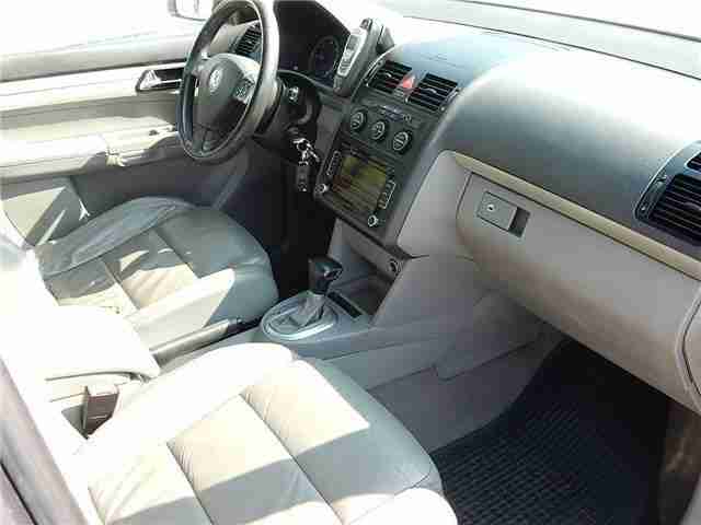 Volkswagen Touran 2.0 TDI DSG Highline*LEDER*XENON*STAN