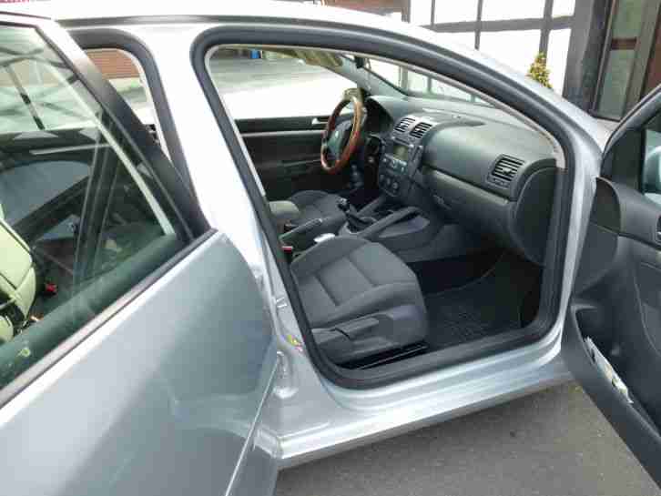Volkswagen VW Golf V 2.0 TDI DPF Sportline TÜV neu bis 08/2017 Golf 5
