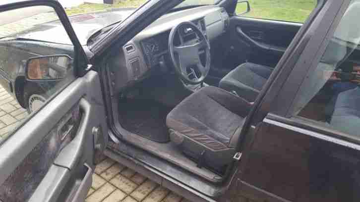 Volvo 460 GL Injection, 1,7l Benzin 102PS, Limousine
