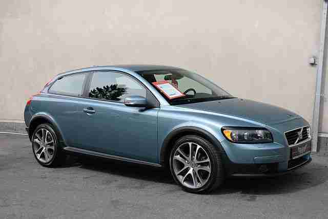 Volvo C 30 2.0 D SUMMUM *Leder/Xenon*2 x PDC*Sitzh.*