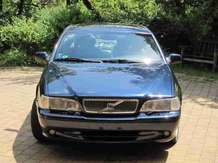 Volvo C 70 Blau