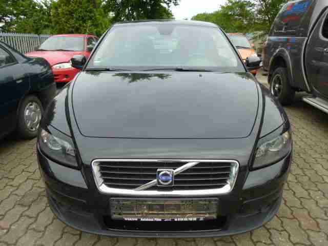 Volvo C30Â°2.0DÂ°MomentumÂ°AHKÂ°Sitzheizung