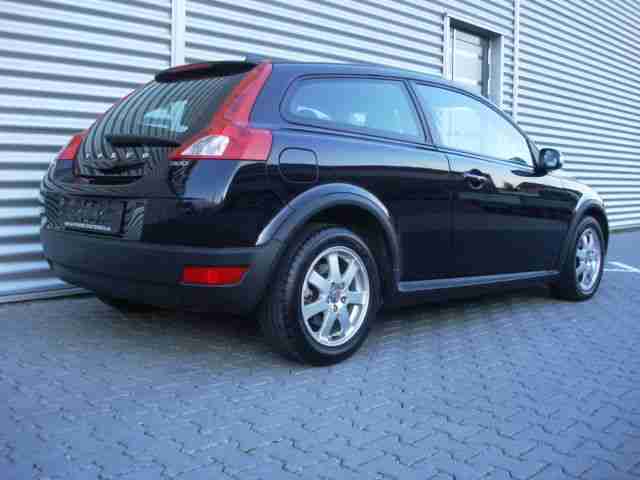 Volvo C30 2.0D Momentum ECC+SHZ+ALU + XENON + GARANTIE
