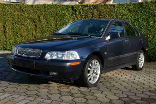 Volvo S 40 Lim. 1.9 D*2.HAND*KLIMAAUTOMAT*STANDHEIZUNG