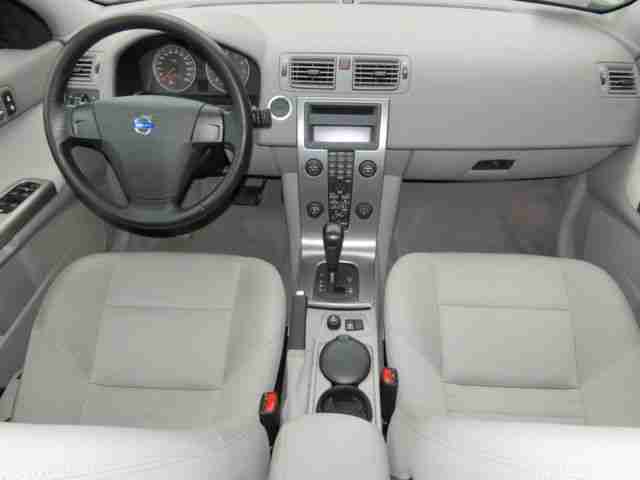 Volvo S 40