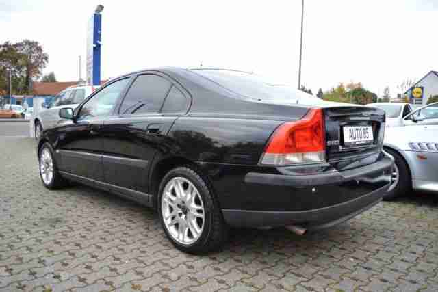 Volvo S 60 2.4 Automatik **S-Heft*Alu*Leder*Shzg**