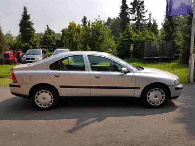 S 60 Lim. 2.4, Scheckheft