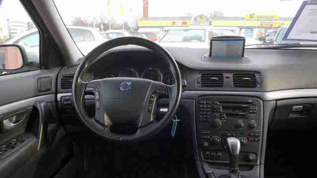 Volvo S 80 Lim. 2.4 AutomatikLederNaviXenonAlu