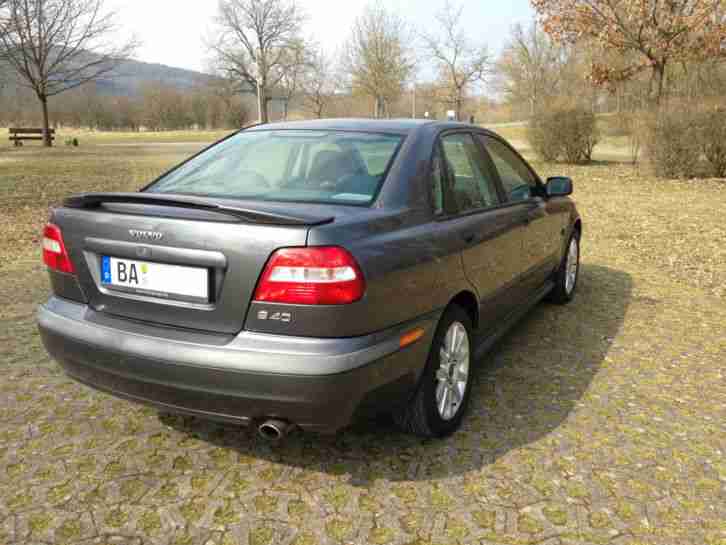 S40 2.0 Special Edition, 191.000 km, Bj. 2002