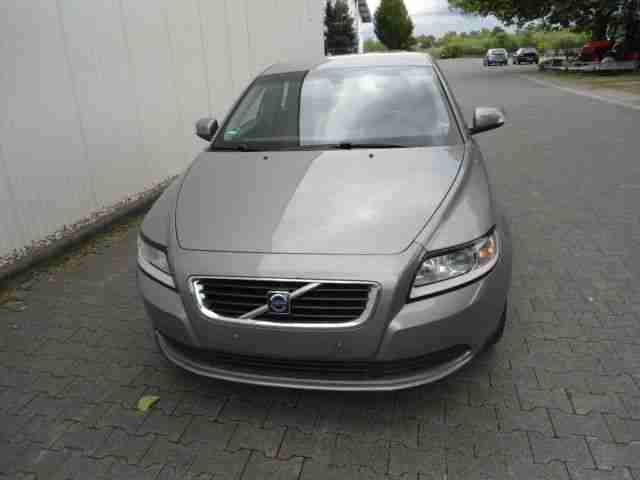 Volvo S40 2.0D DPF-KLIMAAUTOMATIK-8FACH-GRÜNE PLAKETTE