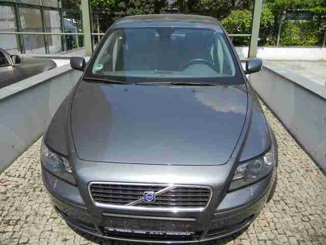 S40 2, 4i Summum, neues Model, Aut, Leder, Navi,