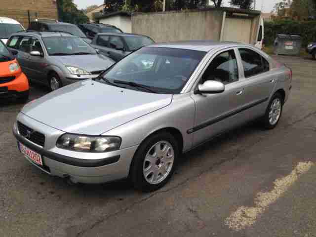 Volvo S60 2.0T Premium *** TÜV/AU NEU ***