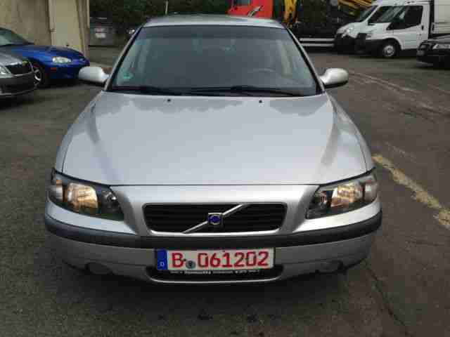 Volvo S60 2.0T Premium *** TÜV/AU NEU ***