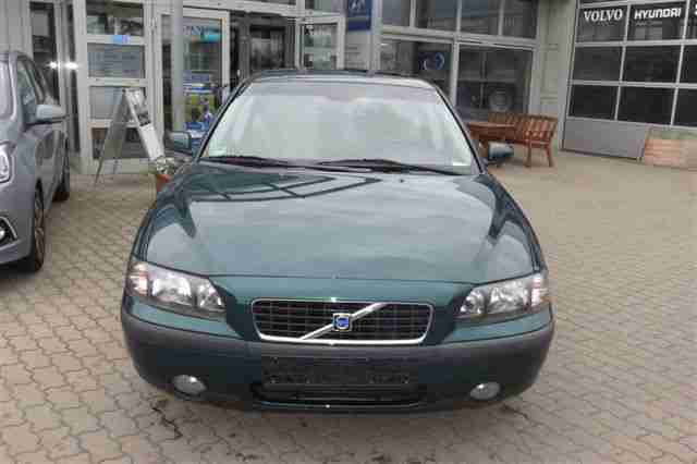 Volvo S60 2.4 Comfort*Aut*Sitzhzg*Leder*E-Schiebedach*