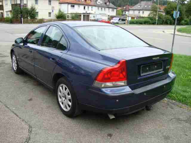 Volvo S60 2.4 **KLIMAAUTOMATIK*AHK**SD**