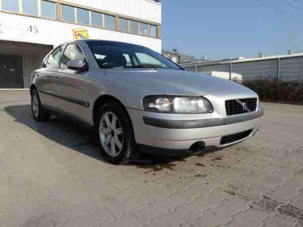 Volvo S60 2.4 Premium, GAS LPG, KLIMAAUTOMATIK