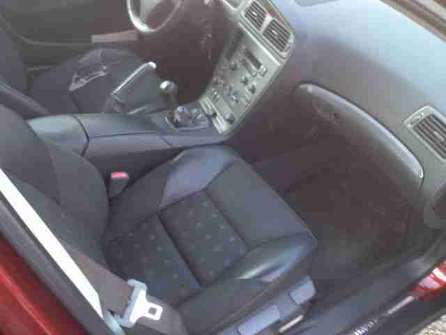 Volvo S60 2.4D Premium *1.Hand*Voll Scheckheft*