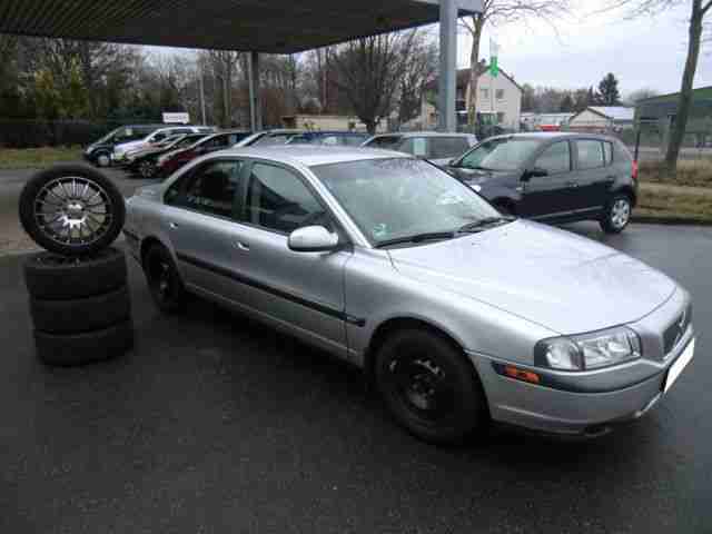 Volvo S80 2.5 D5 **Zahnriemen neu**Leder**Klima**1. Hd