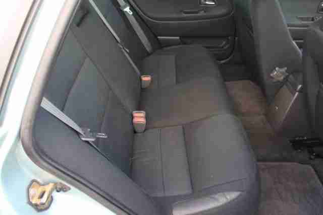 Volvo V 40 Kombi 1.8 16V2 Hand Tüv Asu Neu Alu