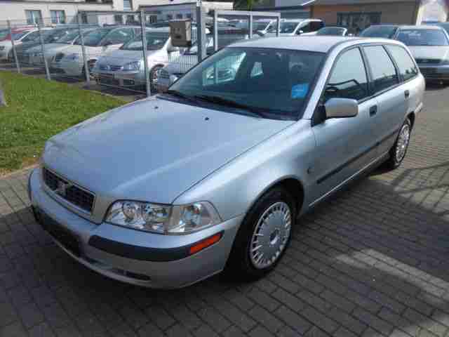 Volvo V 40 Kombi 1.9 D // Lückenlos Service //