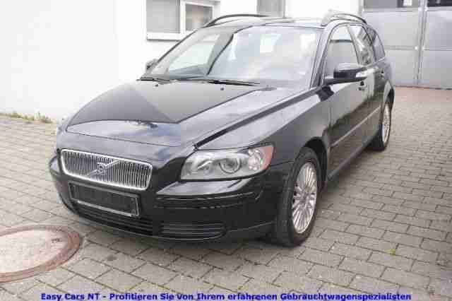 V 50 Kombi 1.6 D DPF Kinetic Top Zustand EURO 4