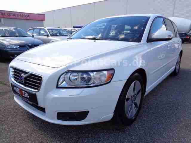 Volvo V 50 Kombi 1.6 D DRIVe Momentum*1.HAND-EURO 4-WR