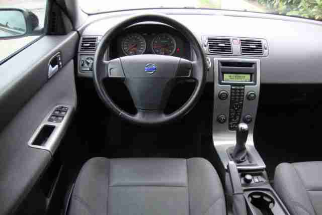 Volvo V 50